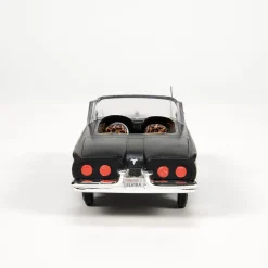 Elvira's Macabre Mobile