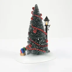 Lit Christmas Vignette